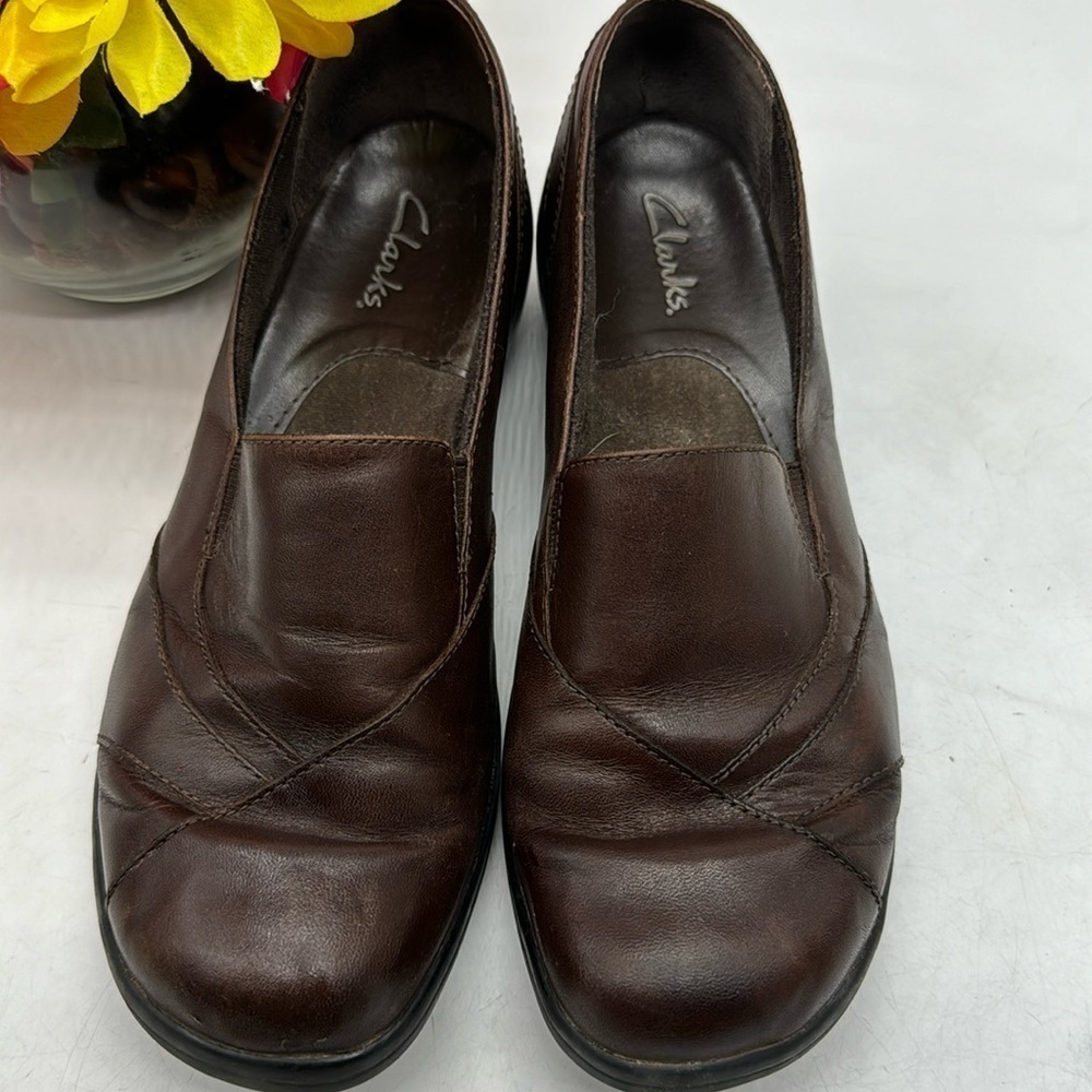 Clarks Brown Leather Slip On Loafers Size 8 MCL4801F